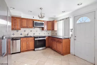 330 N 11th St, Prospect Park, NJ 07508 - Photo 9