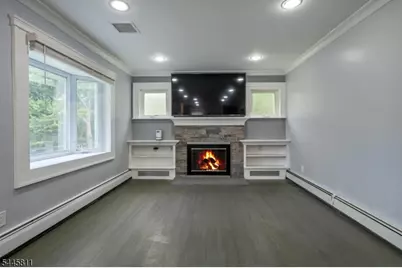 122 Garside Avenue, Wayne, NJ 07470 - Photo 5