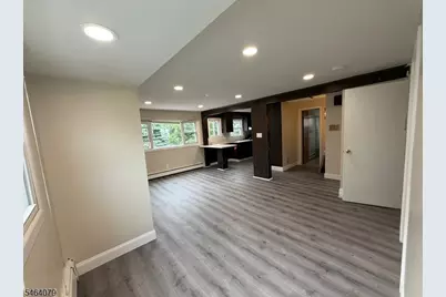 614 6th Ave #2, Lyndhurst Township, NJ 07071 - Photo 3