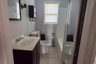 287 Johnson Ave, Lawrence Township, NJ 08648 - Photo 3