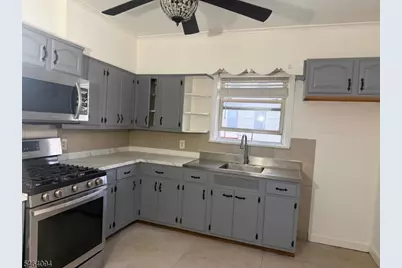 313 Chestnut St, Kearny, NJ 07032 - Photo 3
