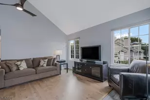 90 Birchwood Rd, Bedminster Township, NJ 07921 - Photo 23