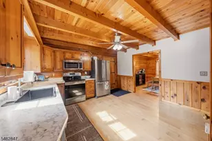 912 Potters Rd, Stillwater, NJ 07860 - Photo 11