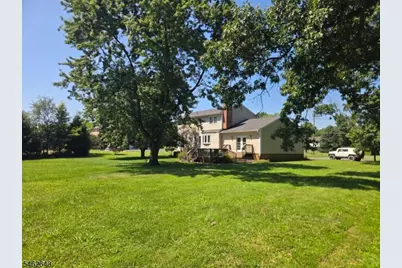 160 Woods Rd, Hillsborough Township, NJ 08844 - Photo 5