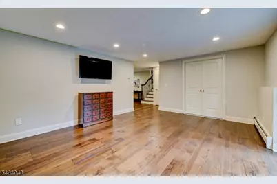 44 Northview Dr, Morris Plains, NJ 07950 - Photo 29