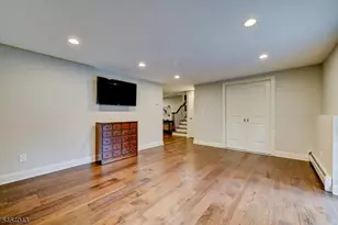 44 Northview Dr, Morris Plains, NJ 07950 - Photo 29