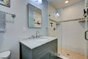 44 Northview Dr, Morris Plains, NJ 07950 - Photo 23
