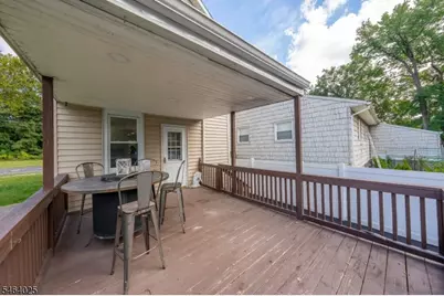 704 W Lake Ave, Rahway, NJ 07065 - Photo 19