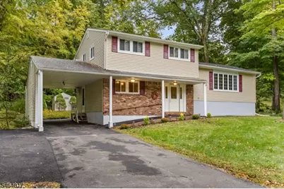 38 Old Coach Rd, Vernon, NJ 07462 - Photo 1