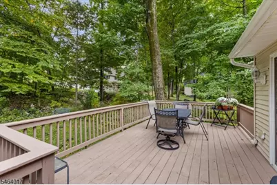 38 Old Coach Rd, Vernon, NJ 07462 - Photo 3