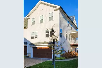 6 Elm St #12, Madison, NJ 07940 - Photo 1
