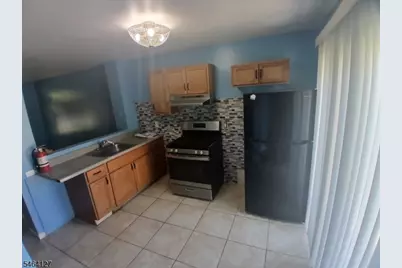 21 Holland St, Newark, NJ 07103 - Photo 19