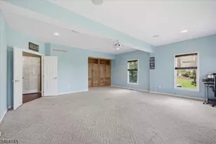 29 Old Schoolhouse Rd, Bethlehem Township, NJ 08802 - Photo 19