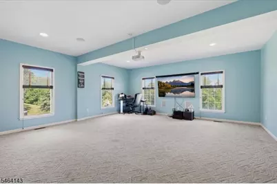 29 Old Schoolhouse Rd, Bethlehem Township, NJ 08802 - Photo 17