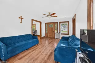921 N Washington Ave, Green Brook Township, NJ 08812 - Photo 7