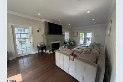652 W 8th St, Plainfield, NJ 07060 - Photo 3