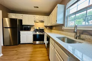 197 Vista Dr, Hanover Township, NJ 07927 - Photo 3