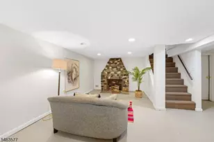 17 Floyd Rd, Verona, NJ 07044 - Photo 33