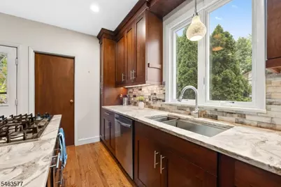 17 Floyd Rd, Verona, NJ 07044 - Photo 19