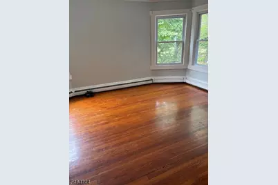 9 Laurel Pl, Montclair, NJ 07043 - Photo 7