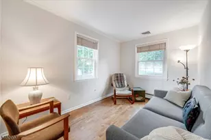 16 Lexington Ct, Chatham Township, NJ 07928 - Photo 7