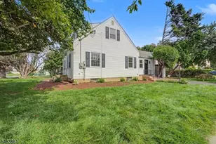 99 Burke Rd, Union Township, NJ 07083 - Photo 41
