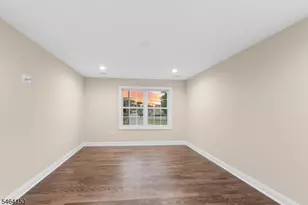 240 Atlantic Dr, Parsippany, NJ 07054 - Photo 29