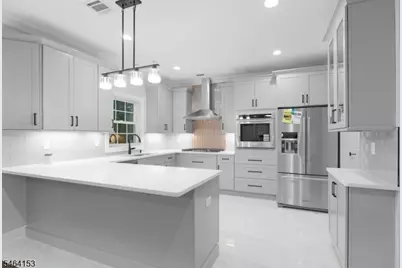 240 Atlantic Dr, Parsippany, NJ 07054 - Photo 13