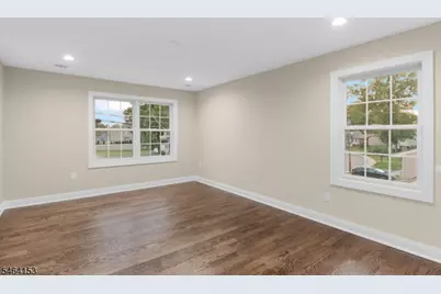 240 Atlantic Dr, Parsippany, NJ 07054 - Photo 29