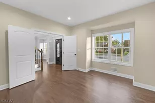 240 Atlantic Dr, Parsippany, NJ 07054 - Photo 7