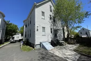 15 Caroline Ave, Clifton, NJ 07011 - Photo 3