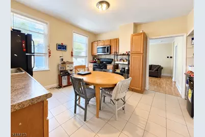 15 Caroline Ave, Clifton, NJ 07011 - Photo 19