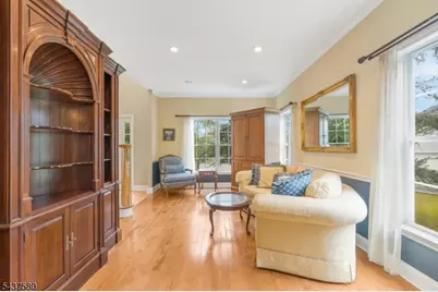 6 Varnon Ct, Hillsborough Township, NJ 08844 - Photo 5