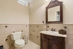 1 Dimmig Ct, Upper Saddle River, NJ 07458 - Photo 37