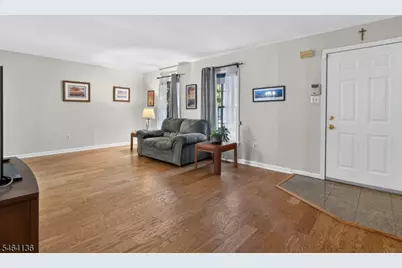 48 Kingswood Rd, Branchburg Township, NJ 08876 - Photo 13