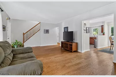 48 Kingswood Rd, Branchburg Township, NJ 08876 - Photo 15