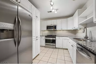 16 Cadence Ct, Morris Township, NJ 07960 - Photo 11