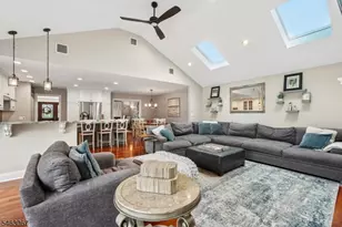 22 Allen Dr, Wayne, NJ 07470 - Photo 5