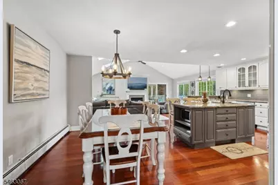 22 Allen Dr, Wayne, NJ 07470 - Photo 9