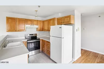 131 Passaic Ave #2, Nutley, NJ 07110 - Photo 7