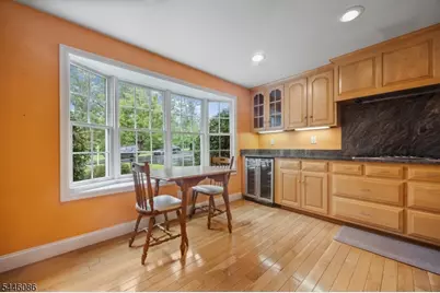 44 Hughes Ln, Watchung, NJ 07069 - Photo 7