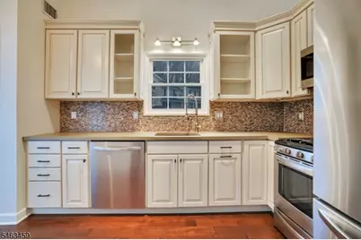 1606 Windsor Ct, Denville, NJ 07834 - Photo 5