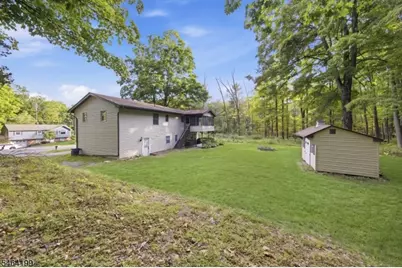 52 Lounsberry Hollow Rd, Vernon, NJ 07461 - Photo 37