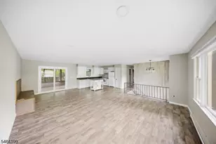 52 Lounsberry Hollow Rd, Vernon, NJ 07461 - Photo 3