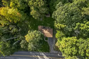 52 Lounsberry Hollow Rd, Vernon, NJ 07461 - Photo 45