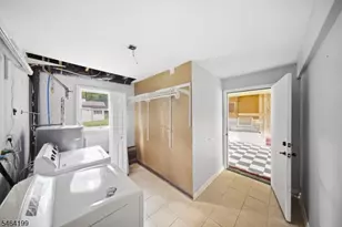 52 Lounsberry Hollow Rd, Vernon, NJ 07461 - Photo 23