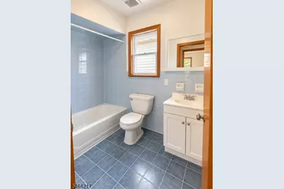 138 Orchard St #2, Elizabeth, NJ 07208 - Photo 11