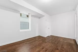 97 N 6th St, Newark, NJ 07107 - Photo 17