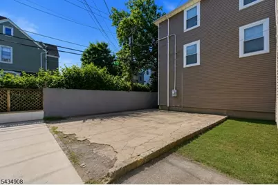 148 N 15th St, East Orange, NJ 07017 - Photo 19