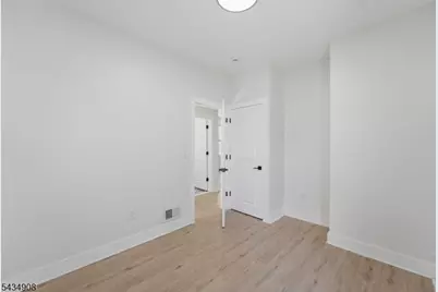 148 N 15th St, East Orange, NJ 07017 - Photo 7